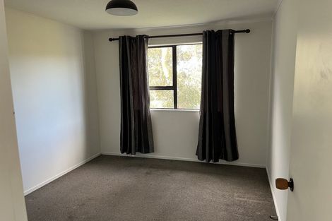 Photo of property in 21 Thimble Lane, Whitby, Porirua, 5024