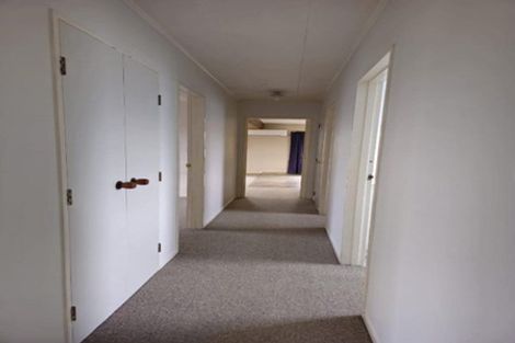 Photo of property in 43 Duckworth Crescent, Greenmeadows, Napier, 4112