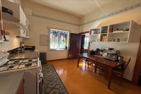 Photo of property in 57 Grafton Road, Roseneath, Wellington, 6011
