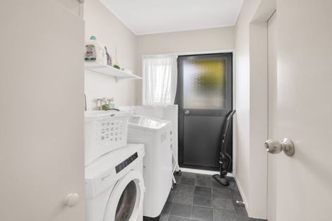 Photo of property in 21a Chester Street, Levin, 5510