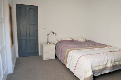 Photo of property in 1/14 Hogans Road, Glenfield, Auckland, 0629