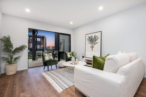 Photo of property in 120 Te Oneroa Way, Long Bay, Auckland, 0630