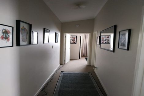 Photo of property in 21a Garton Drive, Massey, Auckland, 0614