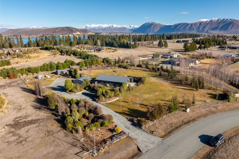Photo of property in 16 Matukituki Crescent, Twizel, 7901