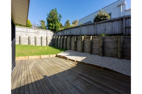 Photo of property in 34 Seafarer Crescent, Stanmore Bay, Whangaparaoa, 0932