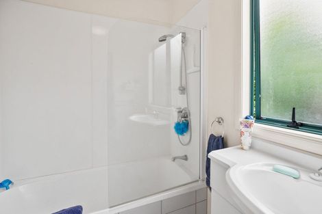 Photo of property in 3/84 Braid Road, St Andrews, Hamilton, 3200