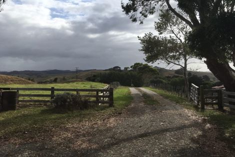 Photo of property in 354 Linton Road, Maungaturoto, 0583