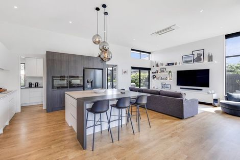 Photo of property in 16 Mersham Drive, Prebbleton, 7604