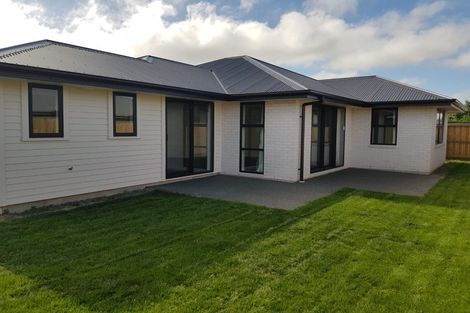Photo of property in 76b Watkins Drive, Rangiora, 7400