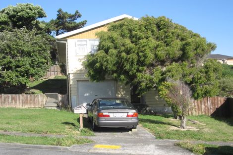 Photo of property in 12 Keith Hart Grove, Titahi Bay, Porirua, 5022