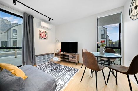 Photo of property in 13 Boulder Lane, Jacks Point, 9371