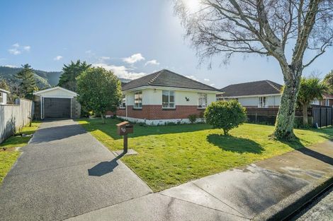 Photo of property in 50 Whirinaki Crescent, Heretaunga, Upper Hutt, 5018