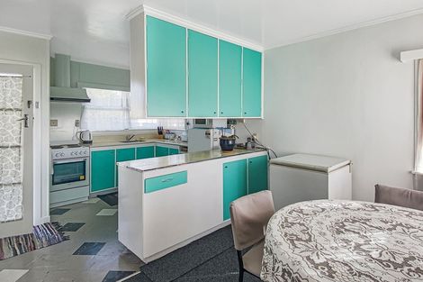 Photo of property in 10 Taraire Crescent, Otangarei, Whangarei, 0112