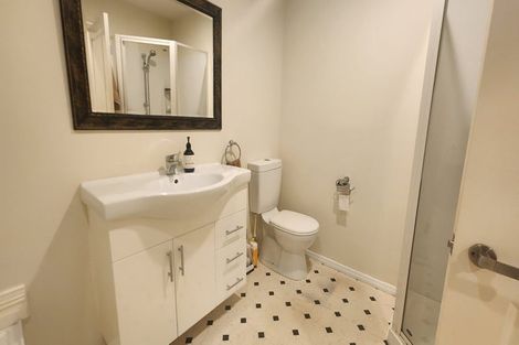 Photo of property in 6 Cosgrove Rise, Riverstone Terraces, Upper Hutt, 5018