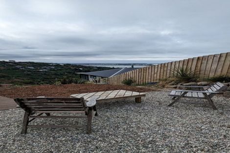 Photo of property in 9 Rifleman Lane, Redcliffs, Christchurch, 8081