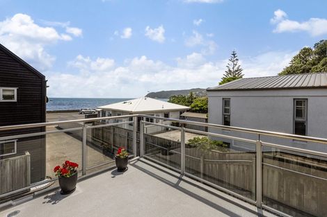 Photo of property in 6a Sunset Parade, Plimmerton, Porirua, 5026