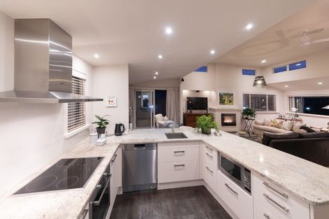 Photo of property in 64 Ihaka Street, Hokowhitu, Palmerston North, 4410