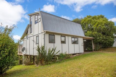 Photo of property in 103 Alcoba Street, Te Kamo, Whangarei, 0112