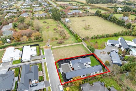 Photo of property in 14 Ross Road, Tariki, Stratford, 4390