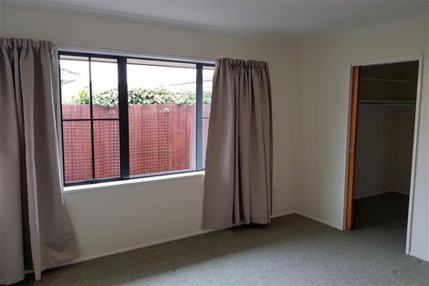 Photo of property in 4/156 Blighs Road, Strowan, Christchurch, 8052