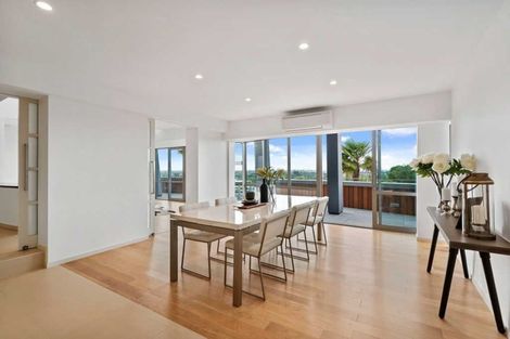 Photo of property in 26 Overdale Drive, Cashmere, Christchurch, 8022