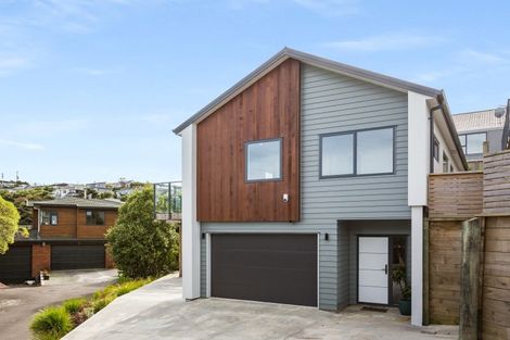 Photo of property in 9b Saint Ives Drive, Camborne, Porirua, 5026