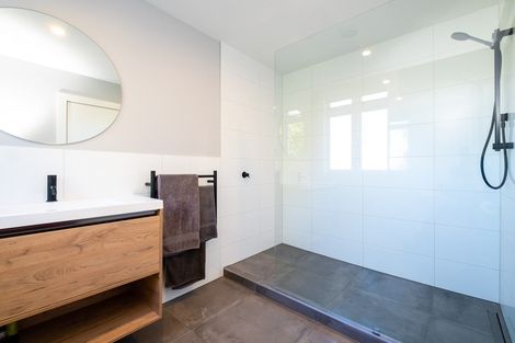 Photo of property in 10 Lincoln Road, Bluff Hill, Napier, 4110