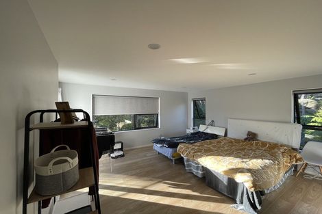 Photo of property in 18a Hazel Glen, Bayview, Auckland, 0629