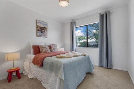 Photo of property in 1/17 Kent Road, Manurewa, Auckland, 2102