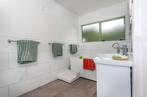 Photo of property in 36 Herbert Drive, Whangamata, 3620