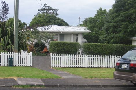 Photo of property in 2/30 Neal Avenue, Glenfield, Auckland, 0629