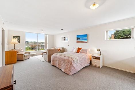 Photo of property in 10 Fairway Avenue, Red Beach, 0932