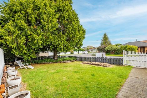 Photo of property in 1 Bowling Road, Greenmeadows, Napier, 4112
