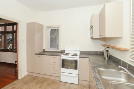 Photo of property in 16 Johnson Street, Dinsdale, Hamilton, 3204