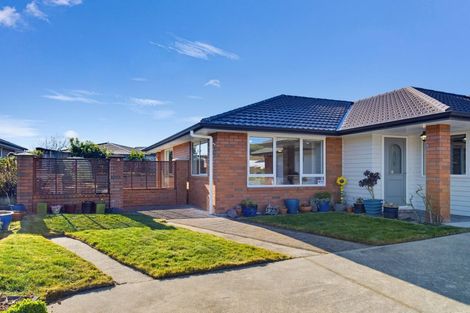 Photo of property in 15 Hamon Place, Pukehangi, Rotorua, 3015