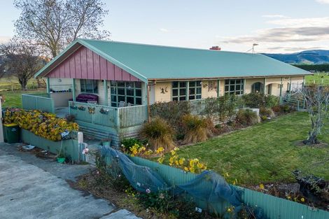 Photo of property in 103 Maytown Road, Waimate, 7978