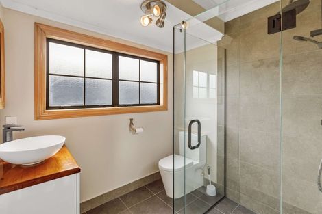 Photo of property in 116 Pacific Drive, Fitzherbert, Palmerston North, 4410