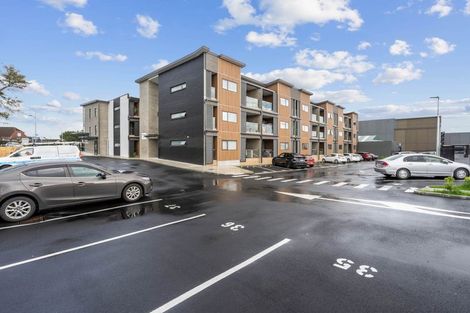 Photo of property in 206/40 East Street, Papakura, 2110