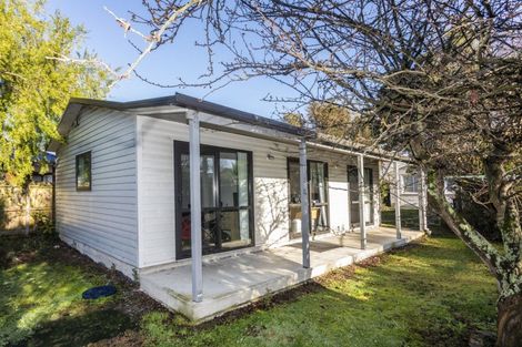 Photo of property in 8 Westmont Street, Ilam, Christchurch, 8041