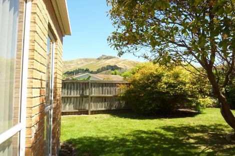 Photo of property in 2 Warner Place, Heathcote Valley, Christchurch, 8022
