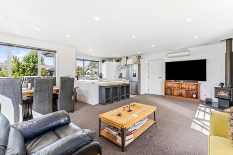 Photo of property in 18 Finch Street, Albert Town, Wanaka, 9305