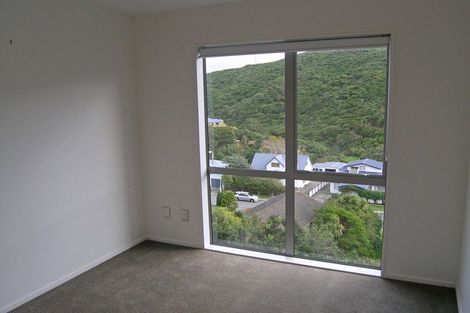 Photo of property in 32 Saddleback Grove, Karori, Wellington, 6012