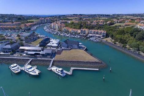 Photo of property in 40 Rue D' Amarres, Gulf Harbour, Whangaparaoa, 0930