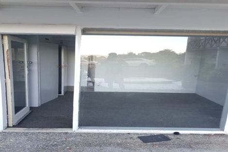 Photo of property in 40 West Coast Road, Glen Eden, Auckland, 0602