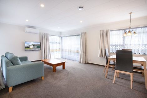 Photo of property in 14a Palm Avenue, Hokowhitu, Palmerston North, 4410