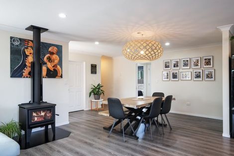 Photo of property in 130a Weraroa Road, Levin, 5510