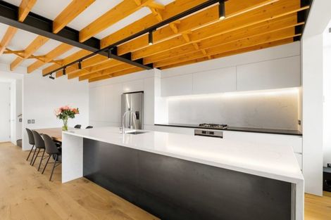 Photo of property in 6 Penrith Park Drive, Wanaka, 9305