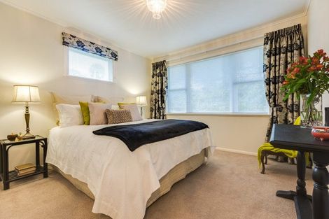 Photo of property in 1/19 Edgeworth Road, Glenfield, Auckland, 0629