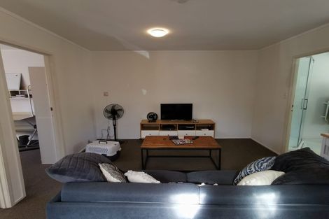 Photo of property in 2/35 Macleans Road, Bucklands Beach, Auckland, 2014