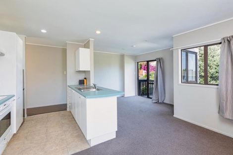Photo of property in 2/34 School Road, Morningside, Auckland, 1021